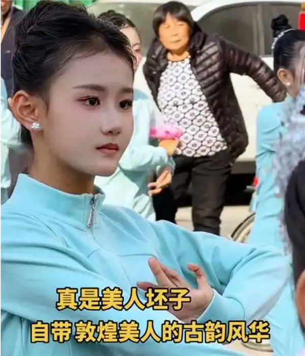 ����Ů�����ȫ�� ���ƹŵ����ˣ�����ֱ��������й��� �걬������