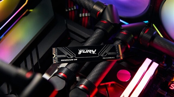 ��ʿ�ٽ���PCIe5.0 SSD���׿��Ʒ�ع⣺����14.8GB/s�ӽ�����