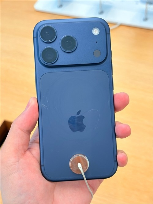 iPhone 17 Proչʾ˺ۣ