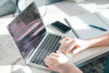 �������˺���ô��Ȩ���˺Ŵ򵥣���Ȩ���˺Ŵ��з�����