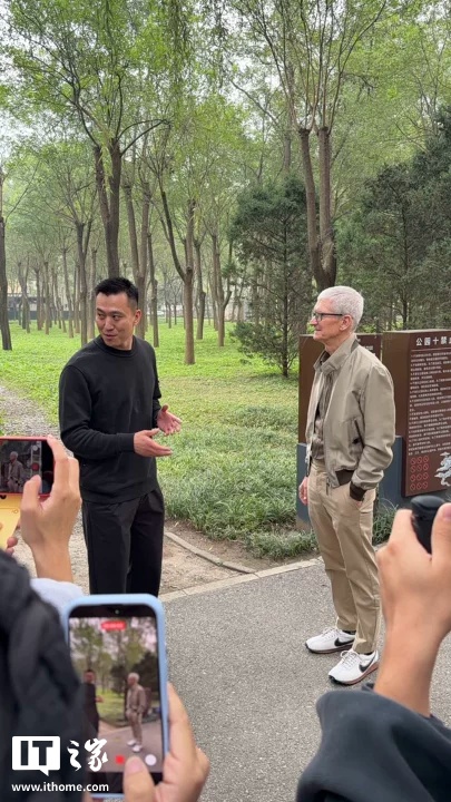 ƻ�� CEO �������������ͬ������ɢ������