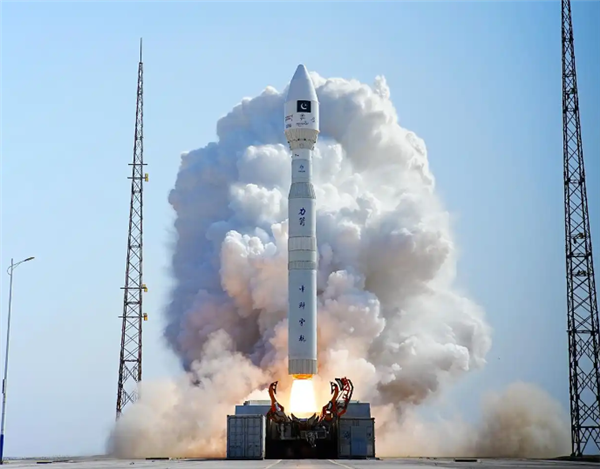 一箭三星!力箭一号遥八运载火箭发射成功