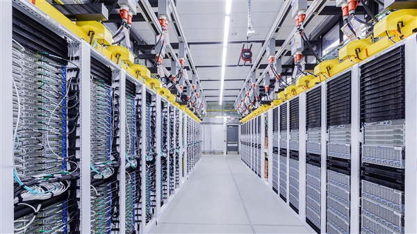 3700万核心+AI!中国百亿亿次超算实现分子尺度的量子化学建模