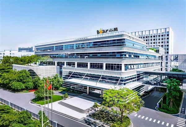 �ӡ�С�ҵ������̡��������ʽƷ�ơ� С�ܵ����������еĽ�������