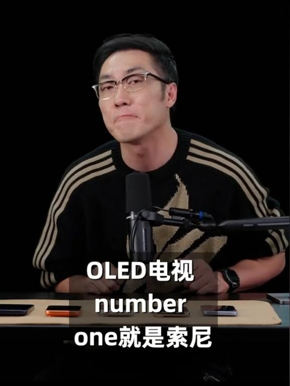 �����磺�������OLED���ӵ�һ ����LGֻ�����ڶ�