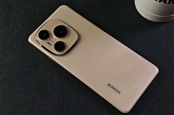 ��ҫ�Բ��µ�أ���������10000mAh ��̭��籦