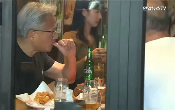 ����ը��û�׳� NVIDIA�޾��ڴ�ȱ��������ѫ�ƹ�Ӧ����