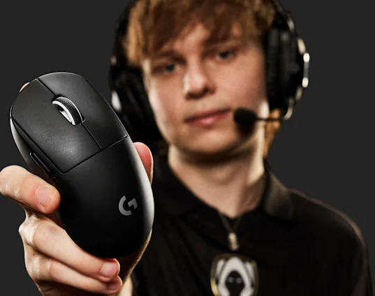 ޼CEO˾йг»̬Ťת ƷǶAI