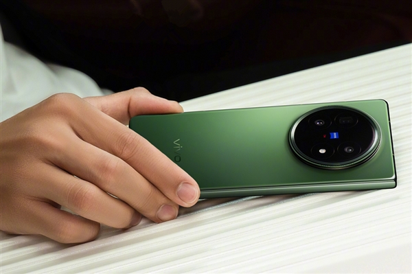 ������۵���vivo X Fold5����OriginOS 6 ����Х����칫���� 6������