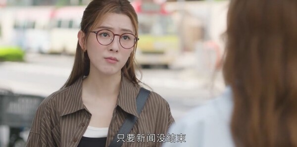 ����Ů��2��22���������