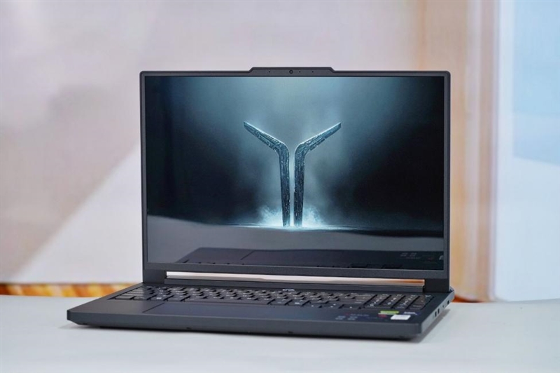 ����������Y9000P�ʼǱ����⣺3A��Ϸ��ѹ�� ����ʱ�̳����洢��ֵ������