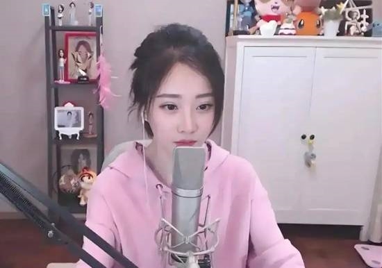 ����Īֱ���任װ���⣺�ɲ��ߴ���ƽ̨��˻���