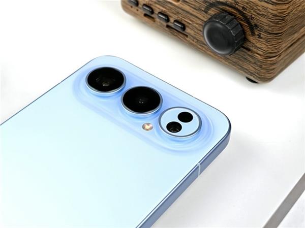 2025��ǿ�����ֻ��Ƽ� ��ҫ500ϵ��Ӱ�����