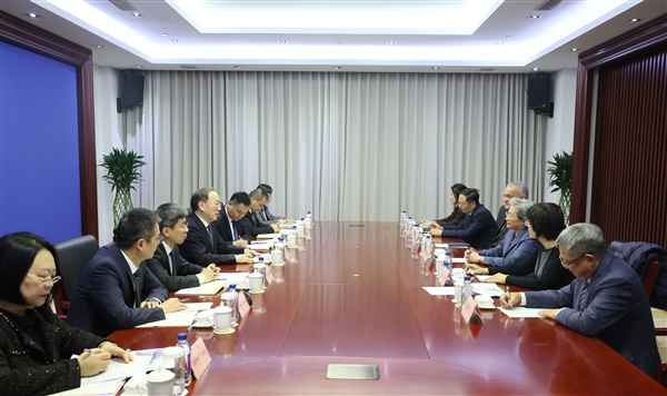 ���Ų��������AMD CEO���˷᣺ϣ����������й��г�