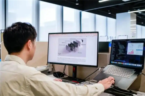 �Ϻ���ʿ�ƽ�����3D��ʾ�������⣺ͨ��AI����������ѣ�β��ʸ�