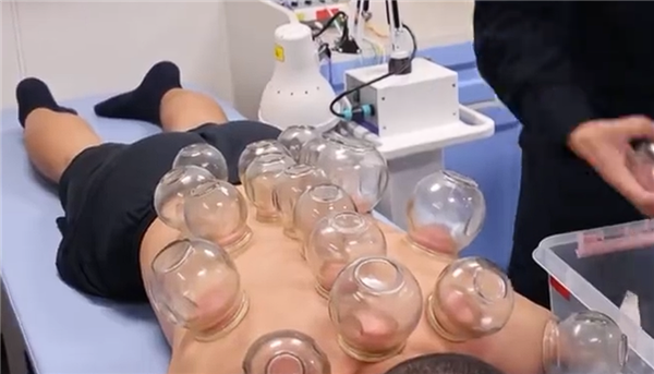 ���ӣ�������ֻ�аι��������� ���������У�