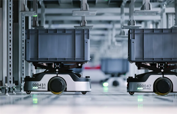 ���������׸��������ǲ���Ӣ��Ͷ�ã������200̨���ǻ�����