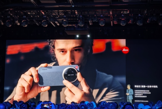 ʵ������㾫׼���أ�С��17Ultra�⿨���״��ʦ�佹��