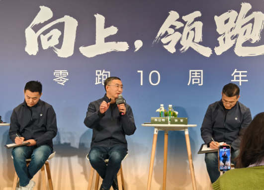 �콭�������ܹɼ۱��͹�����ֵԶԶ���ڵ�ǰ�Ĺɼ۱���