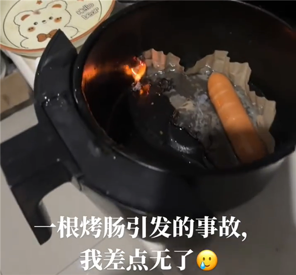 ��ֽ������Ů�ӿ���ը����ֽ����ֱ�����