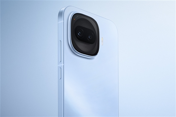 7.9mm/202g��������7600mAh��� iQOO Z11 Turbo����