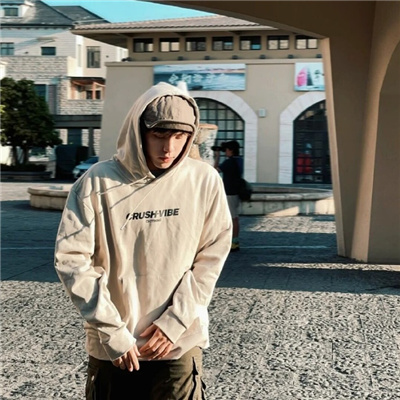 ����г��ͷ����������(��ѡ100��)