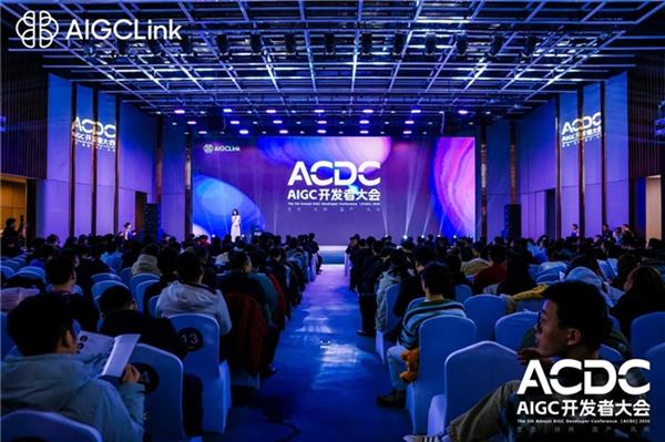 �����AIGC�����ߴ��Բ����Ļ��Vibe Coding�����߾�����ʽ����