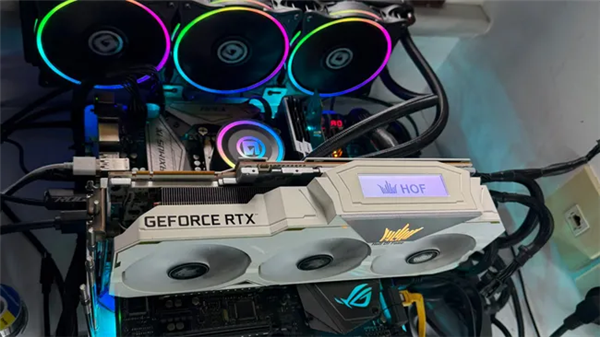 ����ִ�900W�Կ����ޣ�RTX 2080 Tiħ��Titan RTX���ܷ�Զ��3090
