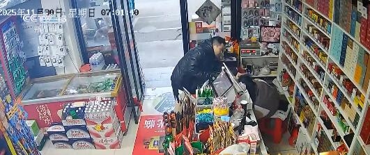 С����˰���Ů��6���߹��յ�лл Ϊɶ�߹���ô��