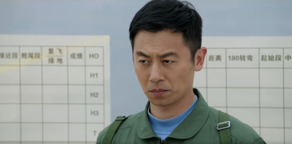 ������ӥ��19���������