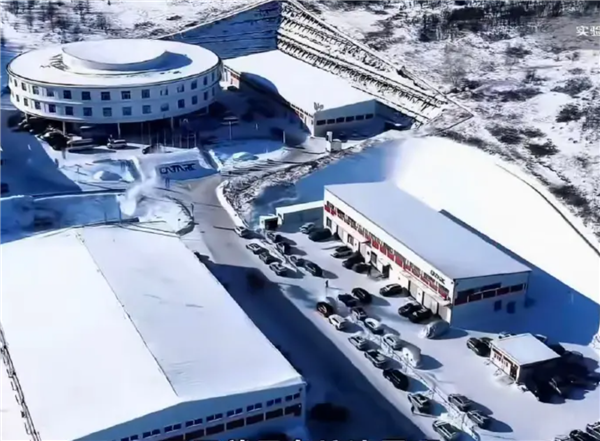 �������³������������������ͷ �����Ѿ�������ʮ����