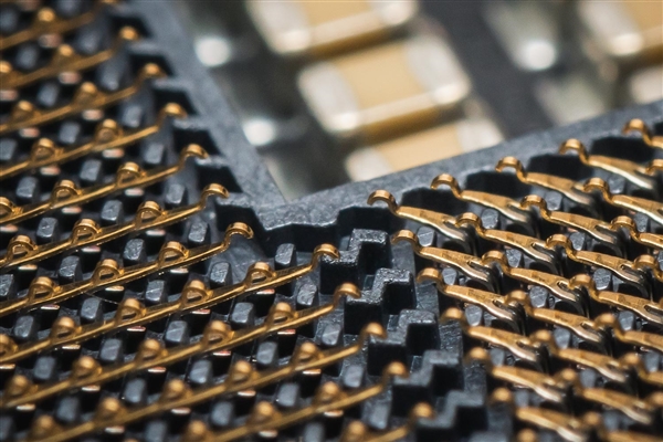 ����ս�Բ�ҵ���벻�� ȫ��оƬ���۽��꽫��1������Ԫ��ʷ���״�