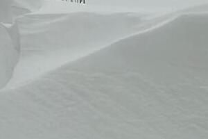 ͨ�ɻ�ѩ����Ƽ�¼ �������ֽ�ѩ�м�����