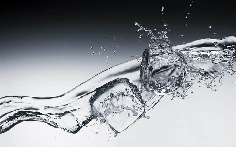 ����һ���������˶�����޵�����Ȧ��??