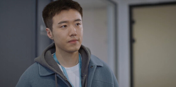 ���˸��24���������