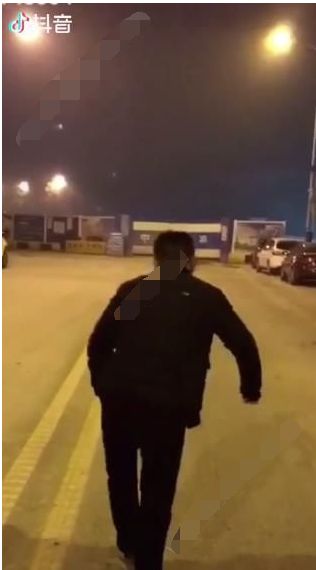 ����ģ���ż�����·��ʲô�裿����ģ���ż�����·����Bomba