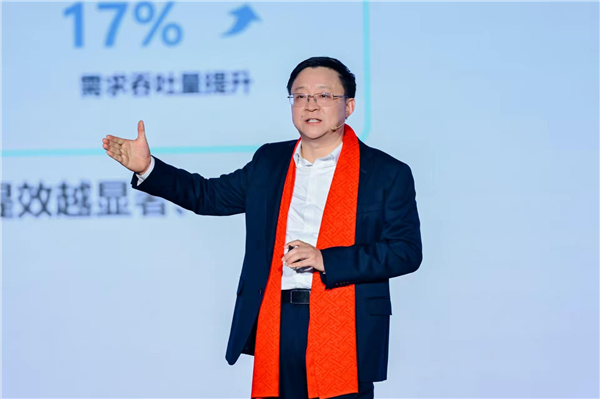 �ƴ�Ѷ��2025�꾭Ӫ�ؿ270��Ԫ �ֽ���30��Ԫ�ٴ��¸�