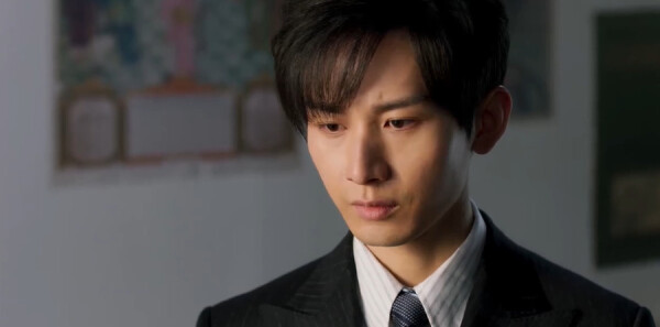 ��Ǳ��8���������