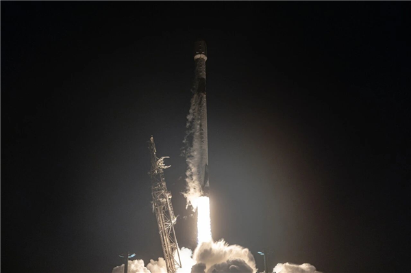 SpaceX��600ö��ӥ9�Ż�����䣡