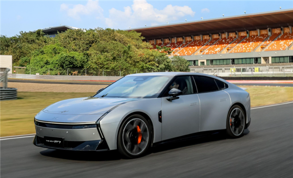 ��С�����ڸ�Ƶ����ڶ���VLA���������������׷��ͻ�