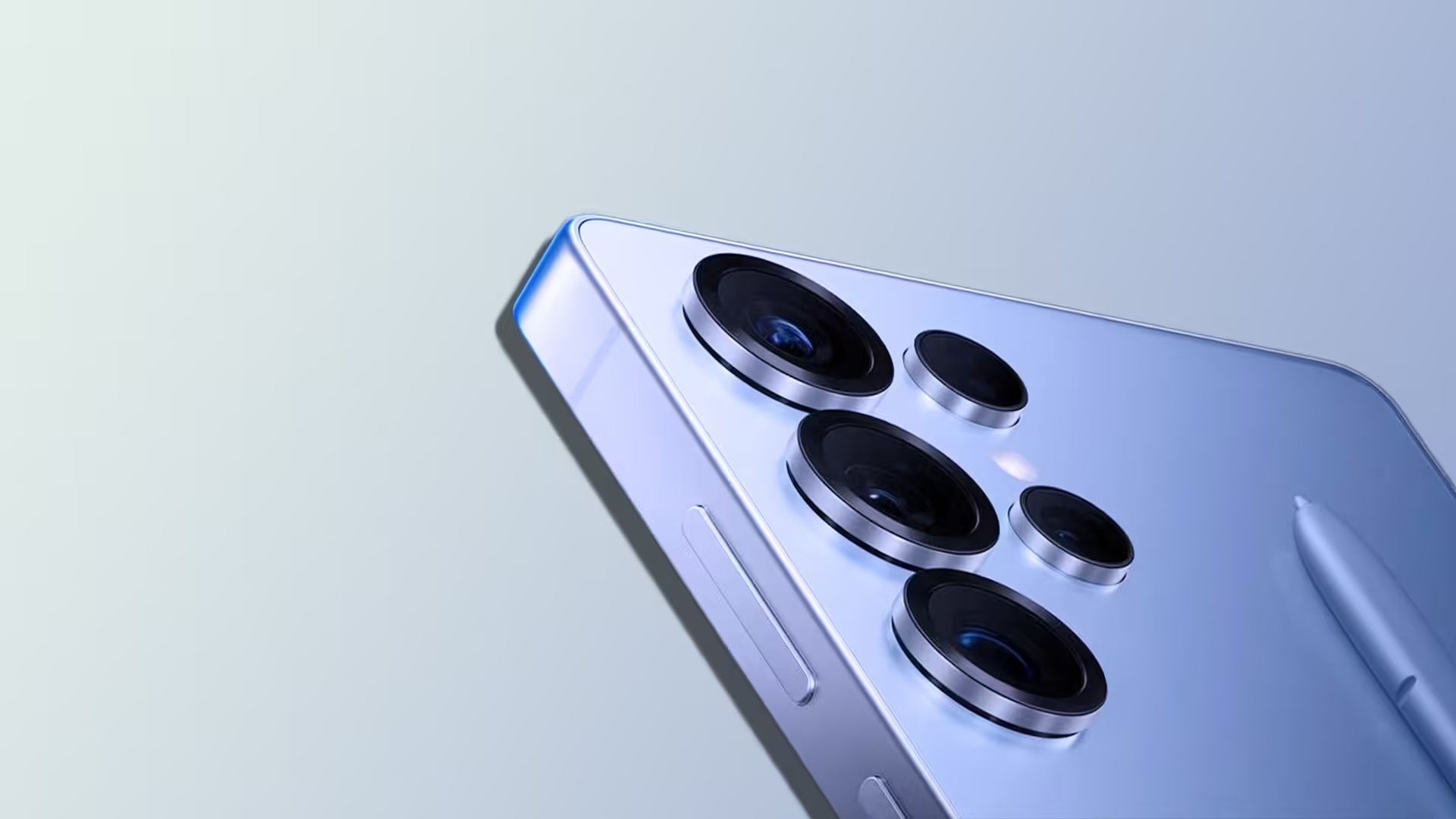 ����Galaxy S26 Ultra�ܷ���ǰ�ع⣬������ͻ��372�����ɢ�ȱ���ƽ��