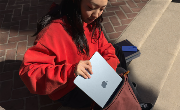 M5 MacBook Air SSD����230%���ٶȳ�ԽM4 Pro