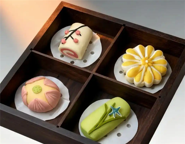 ��ѧ���з�������ͷ4������3��Ԫ��������ʽ��ѧ ��۾���