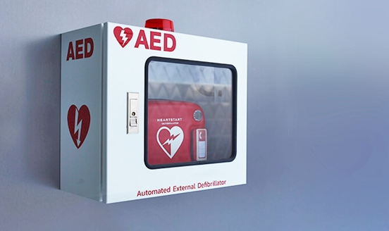 ��ʱ�ݳ�����Ӧ��������ȡAED���ˣ��ң������Ȳ�����Ҫ