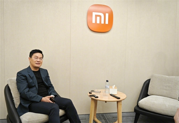 ¬ΰ����ӦС���ֻ�Ϊ�λ�û�Ǽۣ�С�ײ�Ʒ�ܶ�Ԫ�� �ڴ�ѹ����ʱ�����Լ�ȥ��