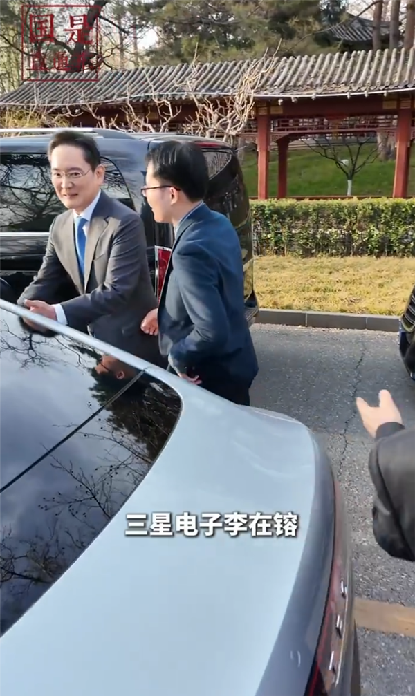 ���ҷ���ί���λ�����ǻ᳤�����F ��ӭ�����ڻ�Ͷ��