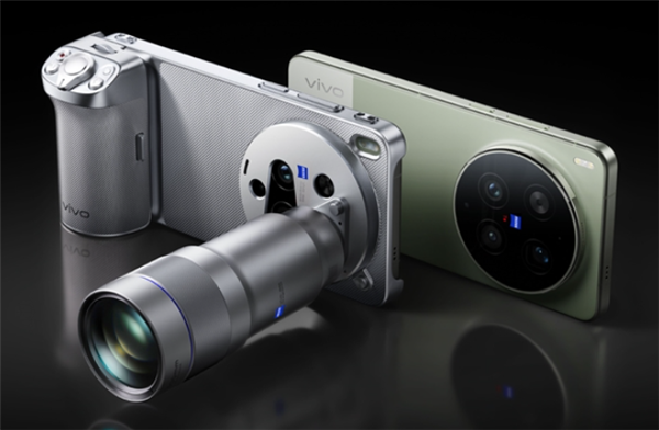 ����Ultra�콢��vivo X300 Ultra���ù���������8E5+2K/144Hzֱ����8.19mm����