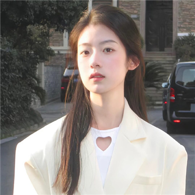 Ů���ɰ����౦������(��ѡ100��)