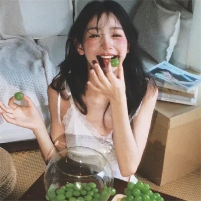 ����Ⱥ������������Ů��(��ѡ100��)