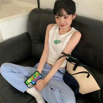 �ѹ��Ķ���Ӣ������Ů��(��ѡ100��)